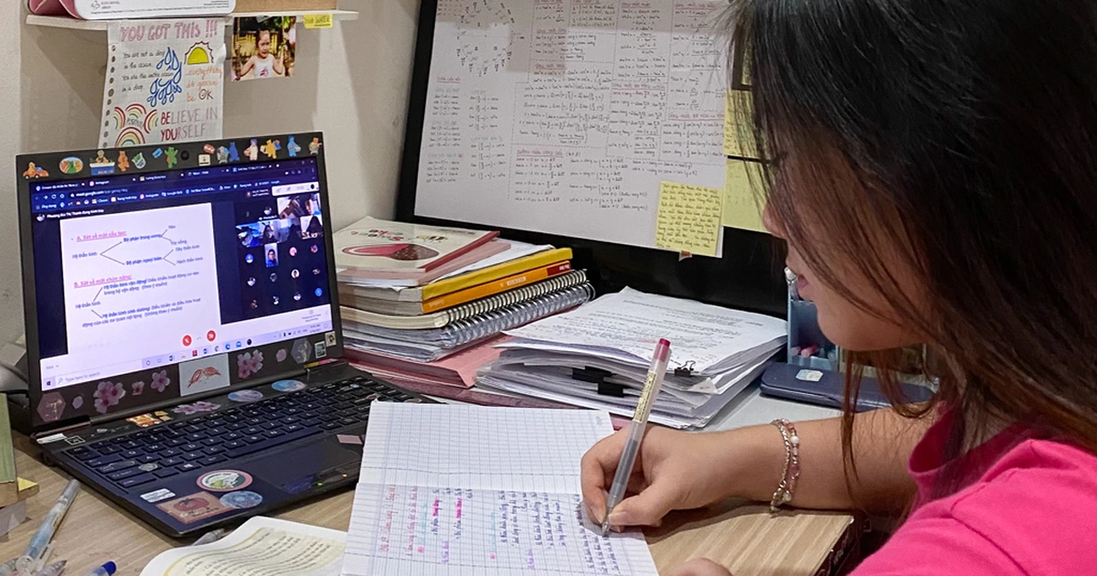 Doi tuong phu hop voi hinh thuc hoc bo tuc cap 3 online