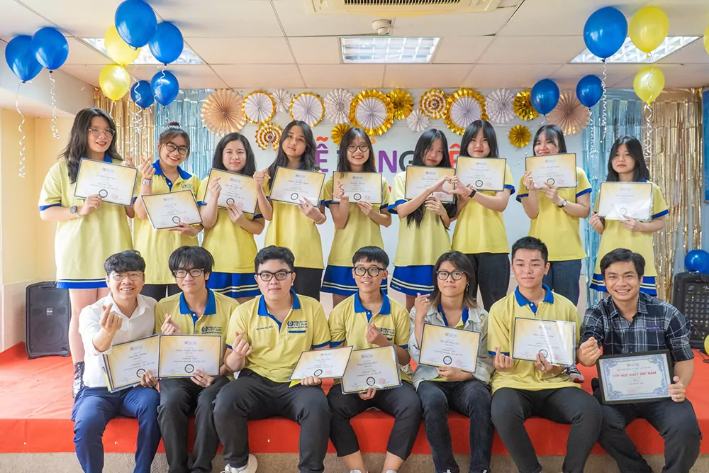 Hình thức xét tuyển của trường chuyên Anh